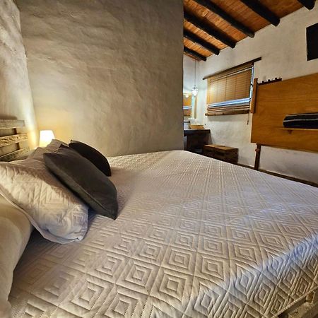 Cabanas Y Hostal Bonanza Mesa De Los Santos Los Santos  Buitenkant foto